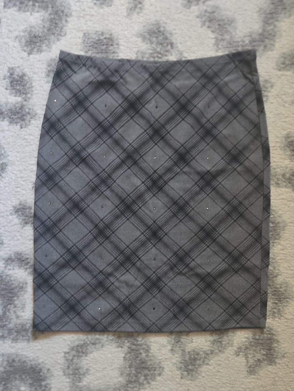 Express Gray Plaid Pencil Skirt with Stud Detail Sz XS LIKE NEW